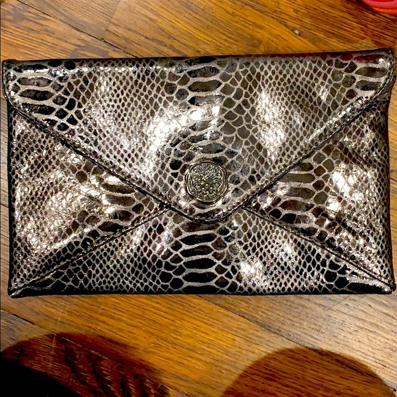 Vince Camuto envelope clutch - Picture 1 of 4